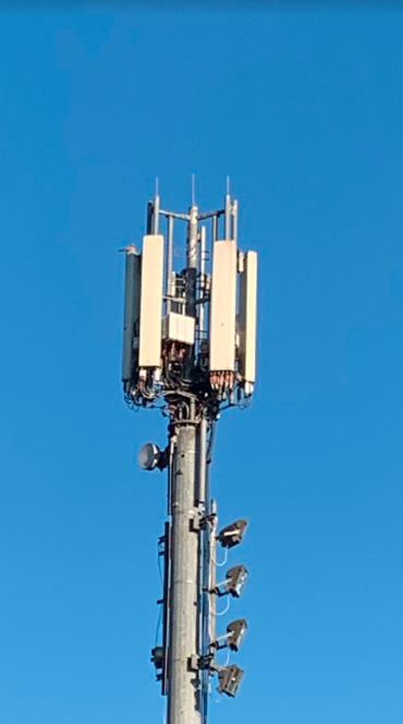 Three selsea mast antennas .png