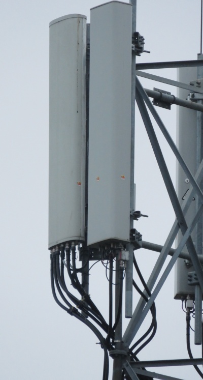 Vodafone-o2-oxford-mast-antennas-enb-505697.jpg