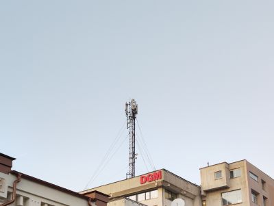 Telekom, Strada Egalității, Pitești, AG.jpg