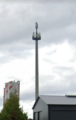 Mobilfunkmast DT Delbrück-Westenholz.jpg