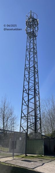 File:DT o2-Westerende Kirchloog-Mühlenweg-01-2025 April-bearbeitet.jpg